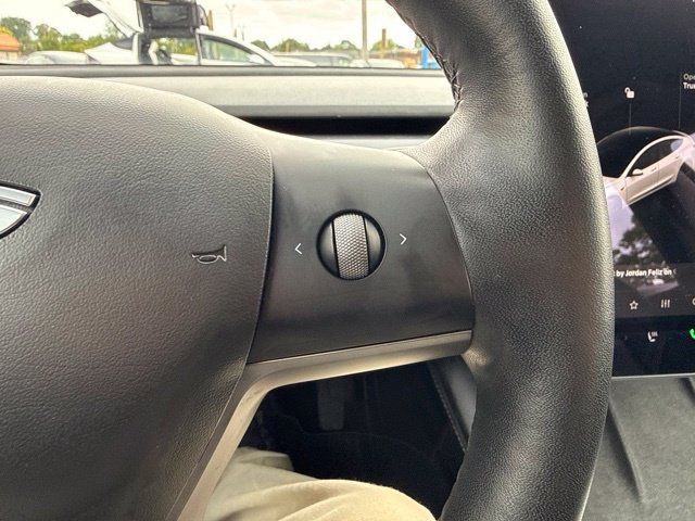Used 2021 Tesla Model 3 Standard Range Plus RWD image 26