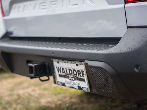 New 2026 Ford Maverick XLT w/ XLT Luxury Package image 6