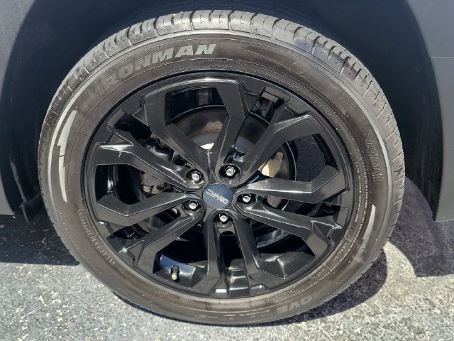 Used 2020 GMC Terrain SLE w/ Elevation Edition FWD image 7