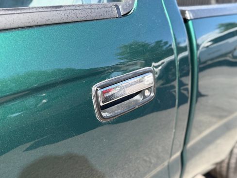 Used 2000 Toyota Tacoma 2WD Regular Cab image 78