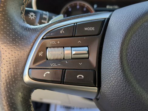 Used 2020 Genesis G70 2.0T image 54