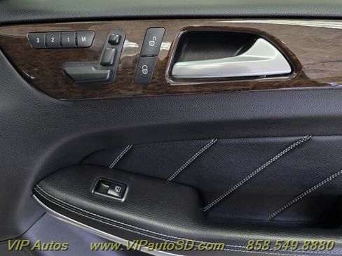 Used 2013 Mercedes-Benz GL 450 4MATIC image 35