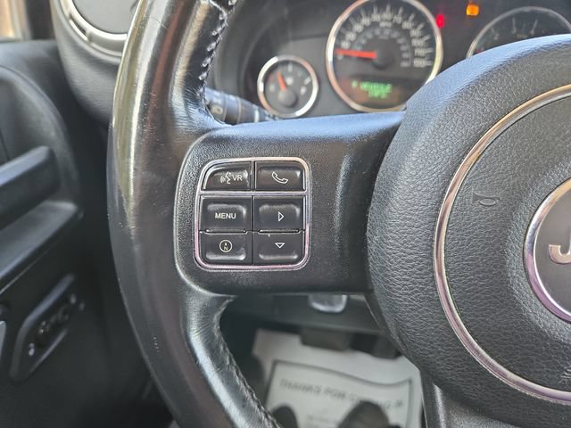 Used 2018 Jeep Wrangler Unlimited Rubicon w/ Cold Weather Group AWD/4WD image 15