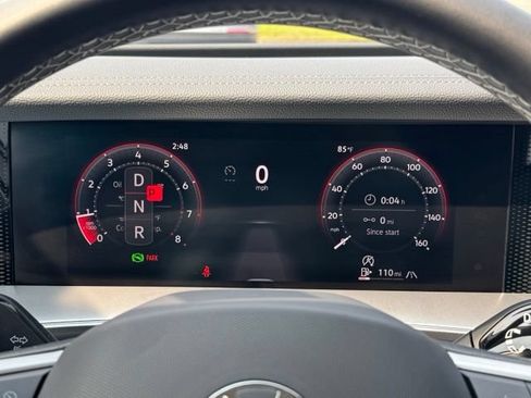 Certified 2025 Volkswagen Tiguan SE AWD/4WD image 31