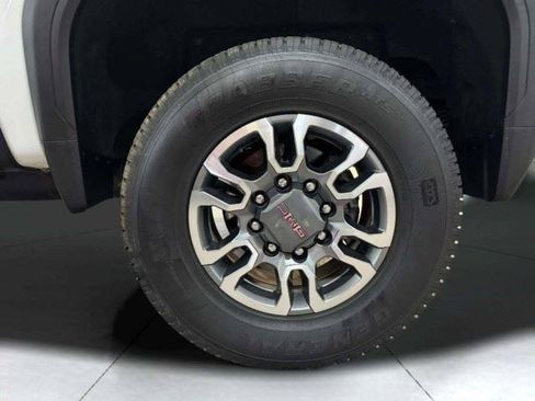 Used 2022 GMC Sierra 2500 AT4 AWD/4WD image 57