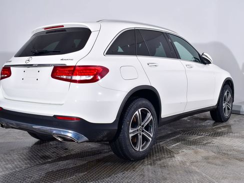 Used 2018 Mercedes-Benz GLC 300 4MATIC image 4