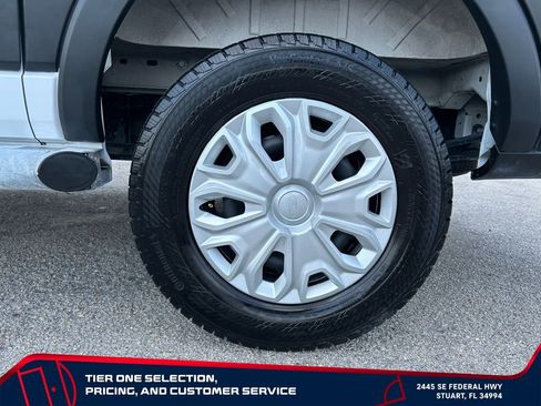 Used 2025 Ford Transit 250 Low Roof w/ Exterior Upgrade Package RWD image 9