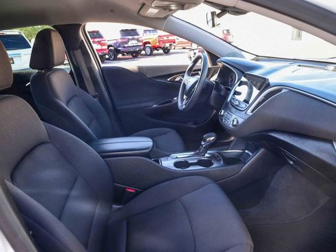 Used 2024 Chevrolet Malibu LT image 20