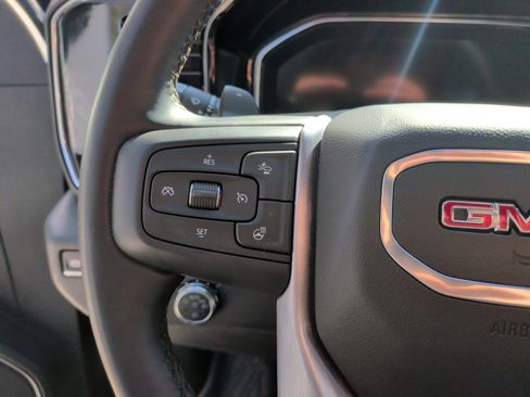 Used 2024 GMC Sierra 1500 Elevation w/ Preferred Package image 19