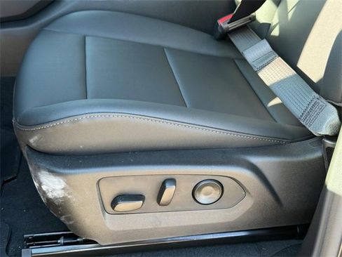 New 2026 Chevrolet Colorado LT w/ LT Convenience Package image 16