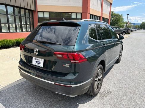 Used 2018 Volkswagen Tiguan SEL AWD/4WD image 7
