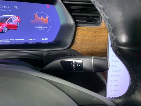 Used 2020 Tesla Model X Long Range image 24