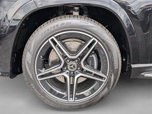 New 2026 Mercedes-Benz GLS 450 4MATIC image 10