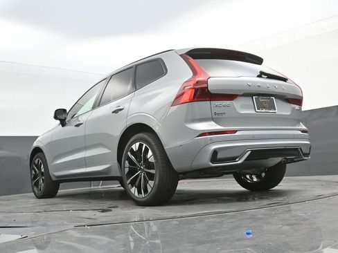 New 2026 Volvo XC60 B5 Plus w/ Protection Package Premier image 23