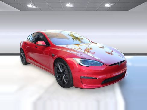 Used 2022 Tesla Model S AWD image 6