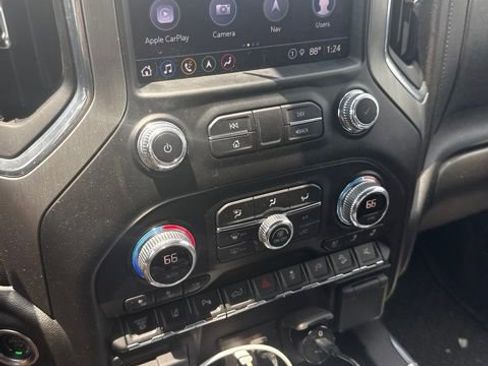 Used 2022 GMC Sierra 2500 Denali w/ Denali Ultimate Package AWD/4WD image 32
