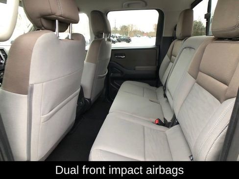 Used 2022 Nissan Frontier SV image 22