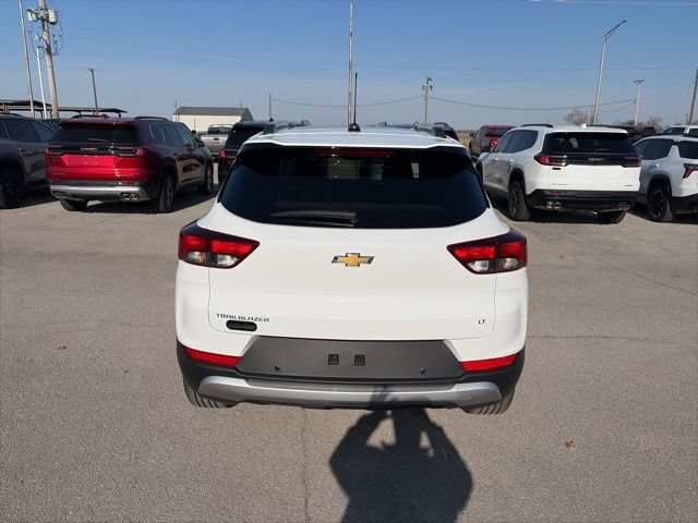 New 2026 Chevrolet TrailBlazer LT w/ Convenience Package FWD image 5
