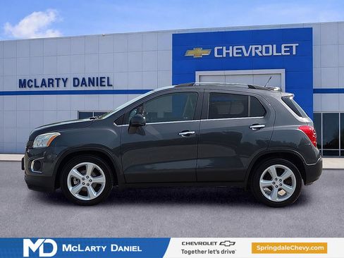 Used 2016 Chevrolet Trax LTZ FWD image 3