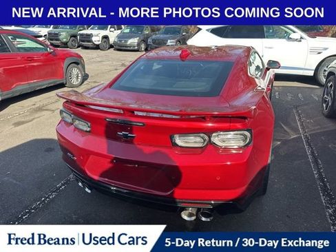 Used 2021 Chevrolet Camaro ZL1 image 12