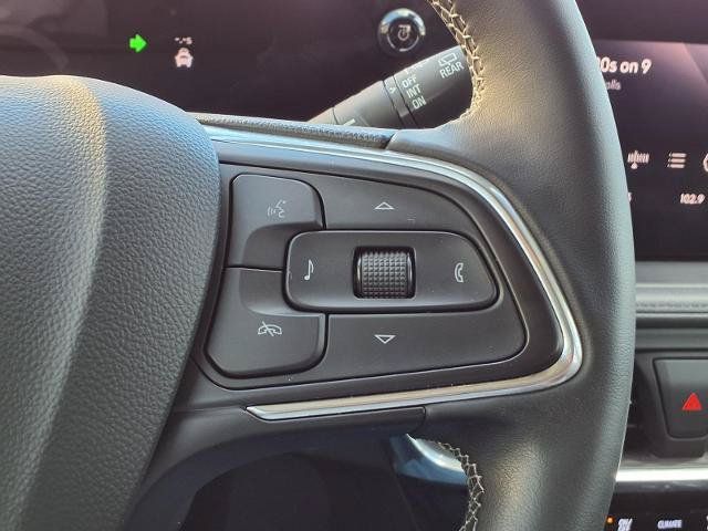 Used 2024 Buick Encore GX Avenir w/ Avenir Convenience Package FWD image 12