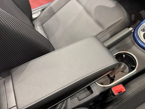 Used 2019 Volkswagen Beetle 2.0T S FWD image 41