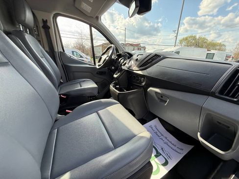 Used 2018 Ford Transit 150 130 Low Roof RWD image 8