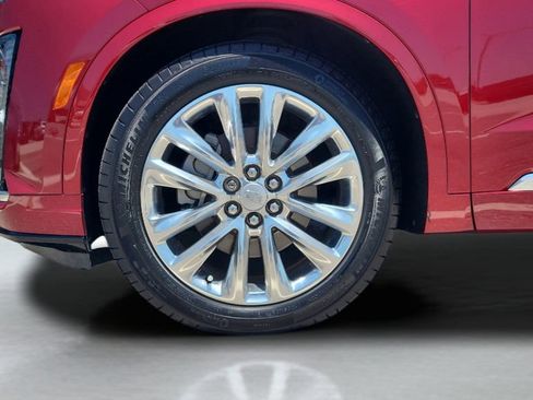 Used 2020 Cadillac XT6 Premium Luxury FWD image 9