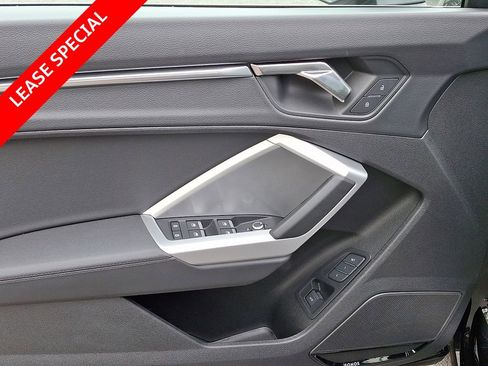 Certified 2025 Audi Q3 2.0T Premium Plus w/ Premium Plus Package AWD/4WD image 18