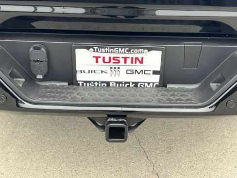 New 2026 GMC Canyon Elevation w/ Convenience Package RWD image 27