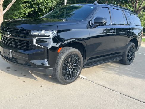 Used 2024 Chevrolet Tahoe RST w/ Luxury Package AWD/4WD image 4