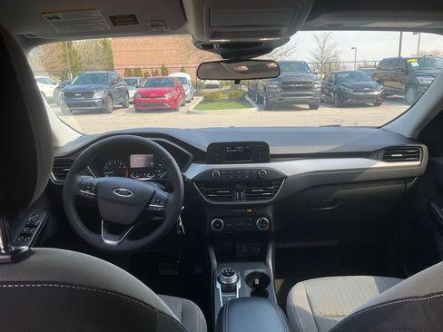 Used 2022 Ford Escape S image 14
