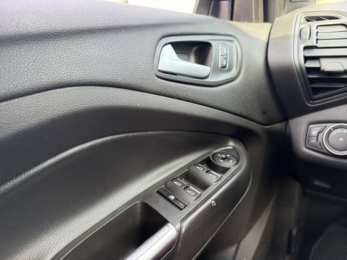 Used 2019 Ford Escape SE AWD/4WD image 24