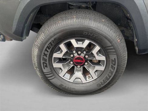 Used 2017 Toyota Tacoma TRD Off-Road image 22