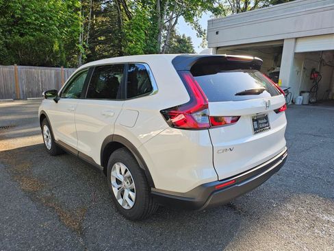 Certified 2025 Honda CR-V LX image 5