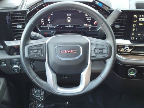 Used 2024 GMC Sierra 1500 Elevation AWD/4WD image 32