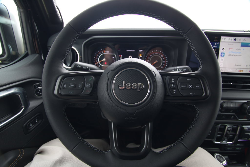 New 2026 Jeep Gladiator Sport AWD/4WD image 22