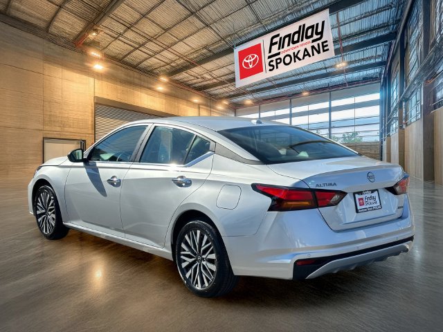 Used 2025 Nissan Altima 2.5 SV AWD/4WD image 6