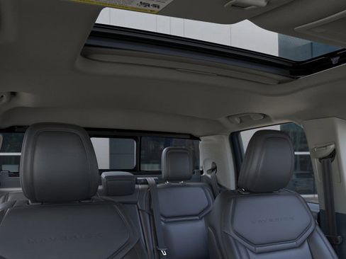 New 2025 Ford Maverick Lariat w/ Black Appearance Package image 14