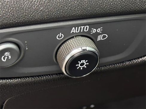 Used 2023 Chevrolet Malibu LS image 15