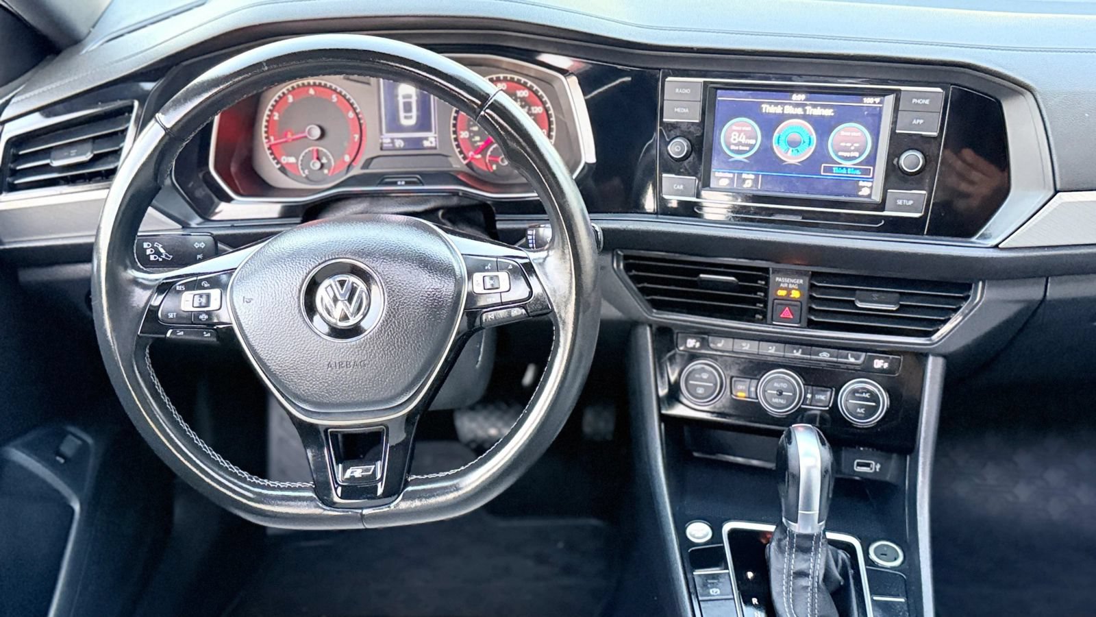 Used 2019 Volkswagen Jetta R-Line FWD image 23