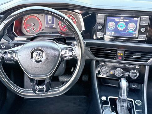 Used 2019 Volkswagen Jetta R-Line FWD image 23