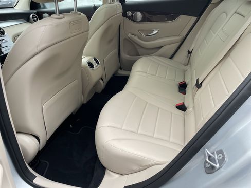 Used 2019 Mercedes-Benz GLC 300 image 40