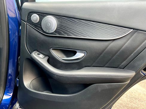 Used 2018 Mercedes-Benz GLC 300 4MATIC w/ AMG Line image 23