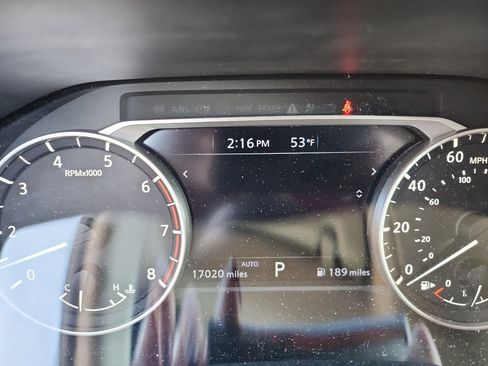 Used 2023 Nissan Rogue SV w/ SV Premium Package image 24