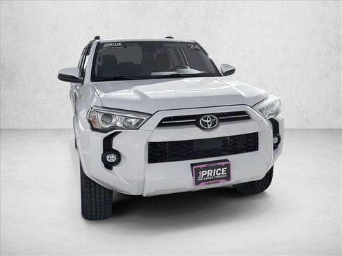 Used 2024 Toyota 4Runner SR5 image 3