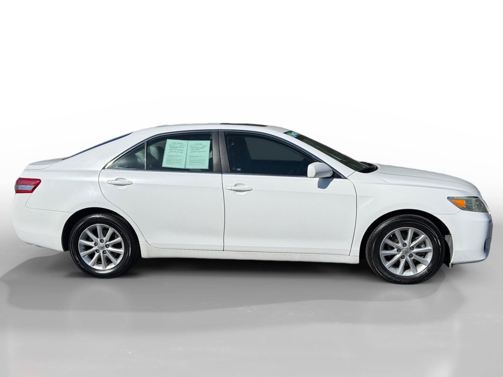Used 2011 Toyota Camry XLE w/ XLE Extra-Value Pkg #2 FWD image 6