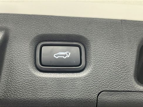 Used 2023 Hyundai Santa Fe SEL w/ Premium Package AWD/4WD image 30