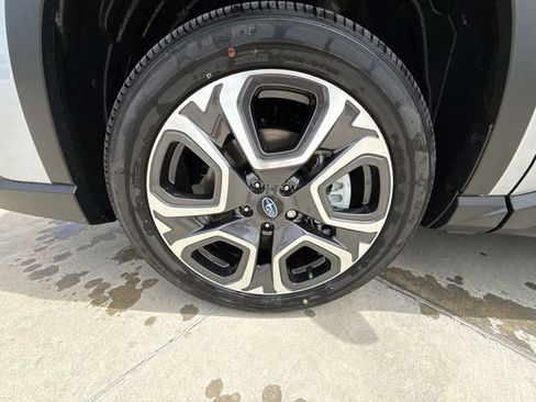 New 2026 Subaru Ascent Limited AWD/4WD image 10