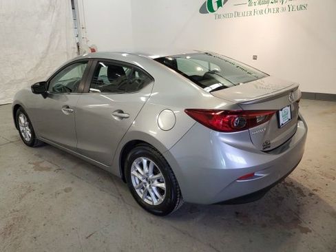 Used 2014 MAZDA MAZDA3 i Touring image 4